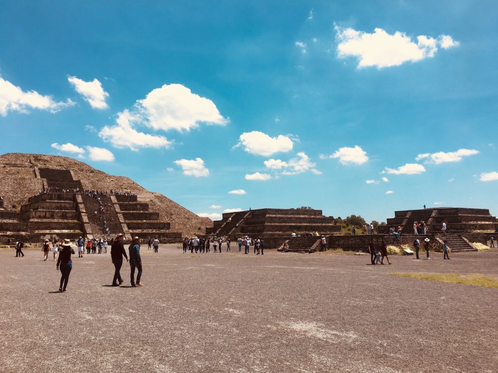 Pirámide de la Luna (Pyramide de la Lune) Teotihuacan