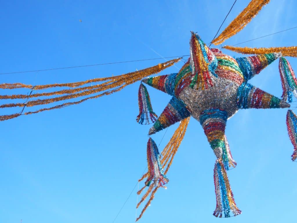 Piñana - Mexique - tradition - fête - enfant