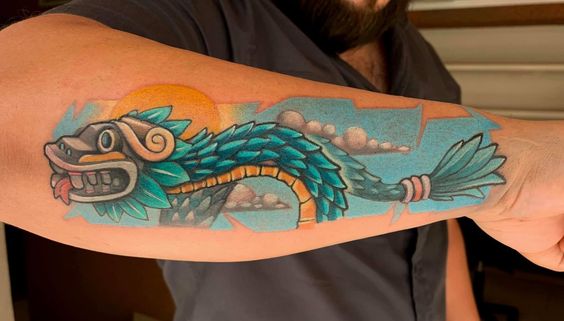 Tatouage de Quetzalcoatl (serpent à plumes)