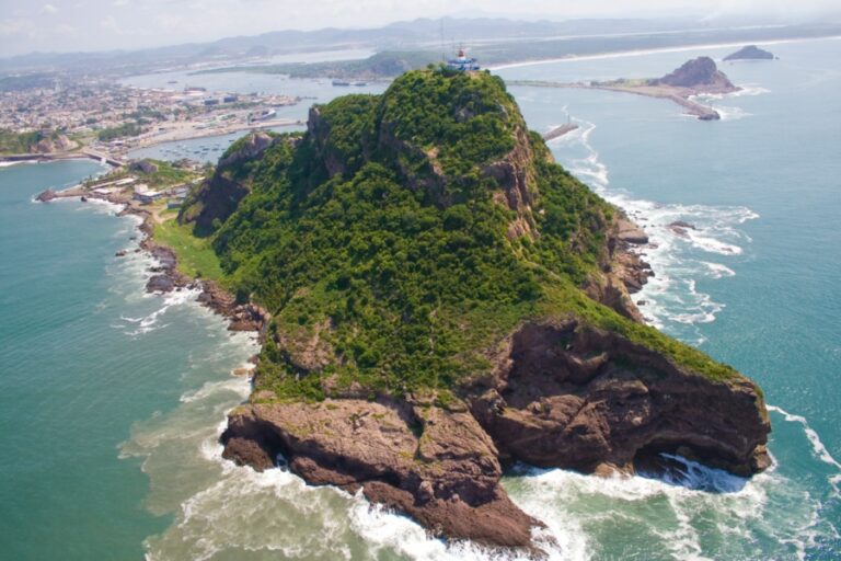 Le phare d'Isla El Creston, la meilleure vue de Mazatlan