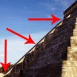 Serpent de Chichen Itza pendant Equinoxe
