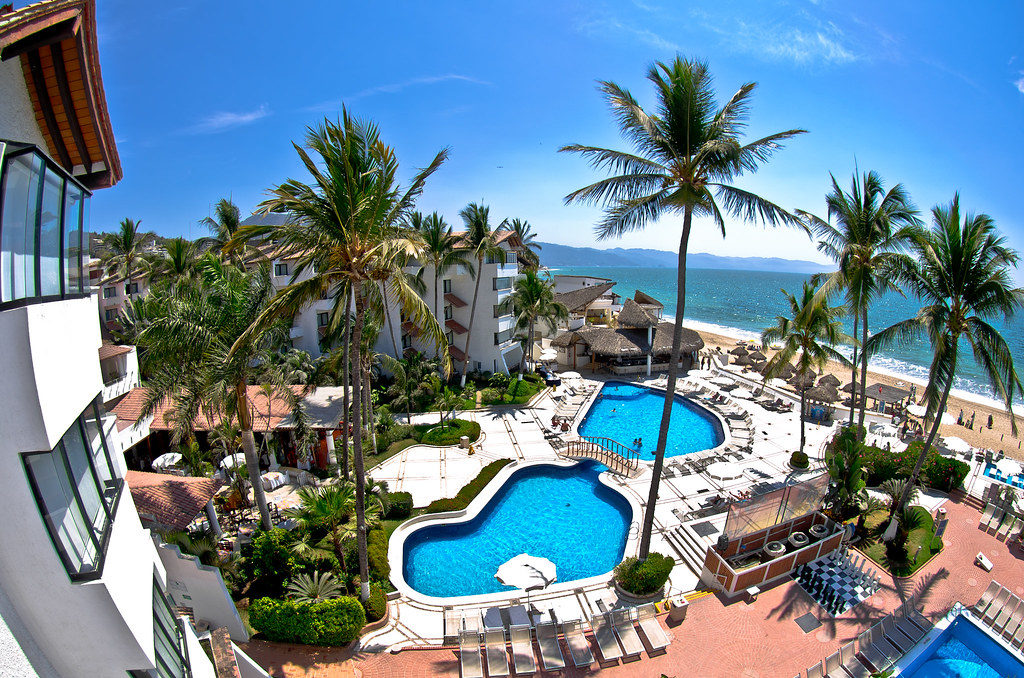 Buenaventura Grand Hotel & Great Moments Puerto Vallarta