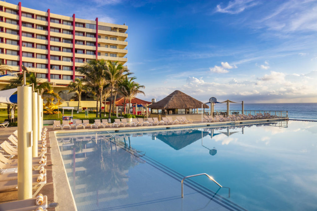 Hotel Crown Paradise Puerto Vallarta