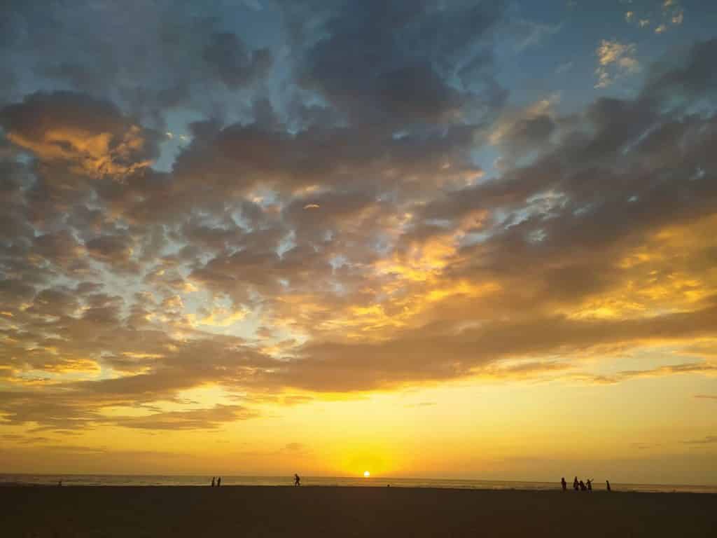 Coucher de soleil à Playa Zicatela