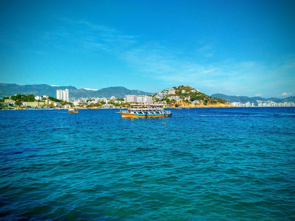 Playa Caleta y Playa Caletilla