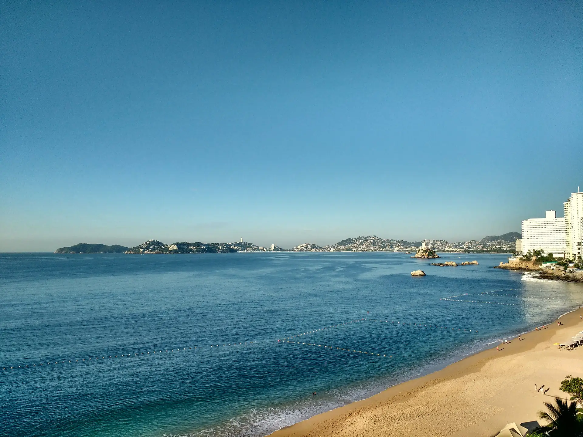 acapulco plage