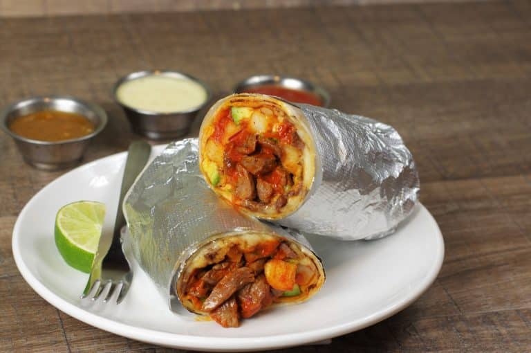 Quelle est la différence entre burritos et fajitas ?