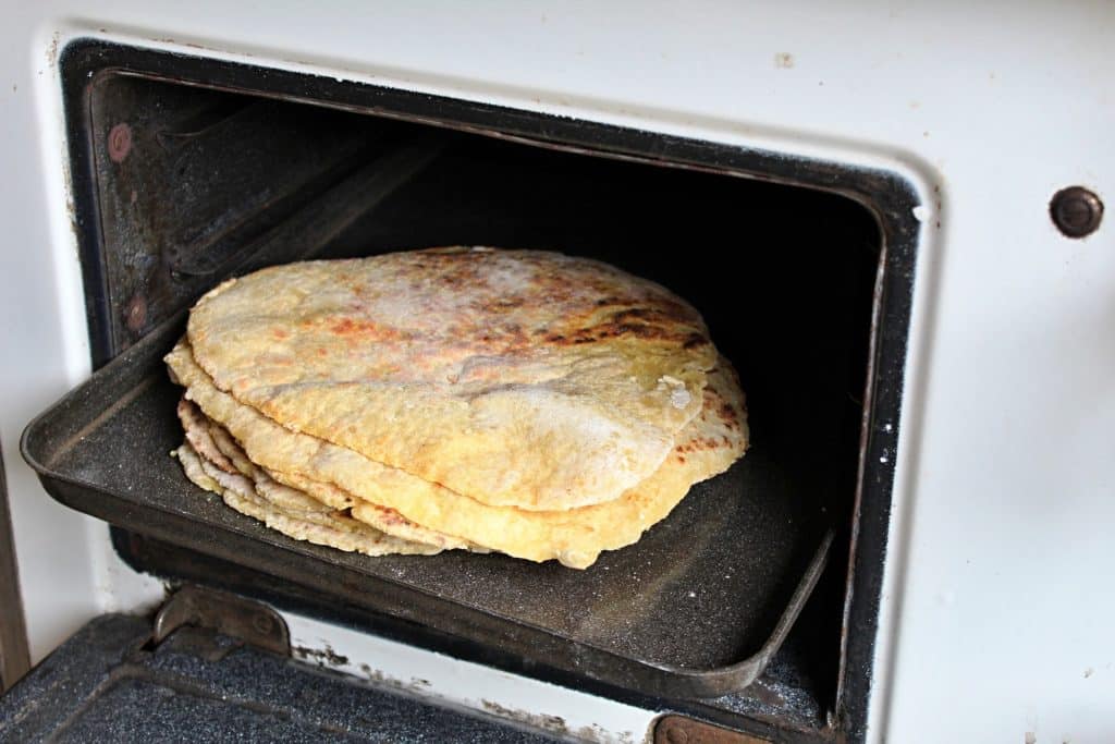 Réchauffer des tortillas au four