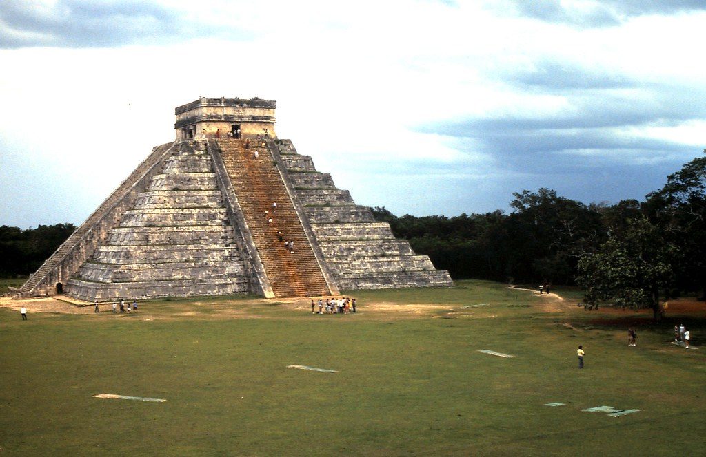 Pyramide Chichen Itza nouvelle merveille du monde Mexique
