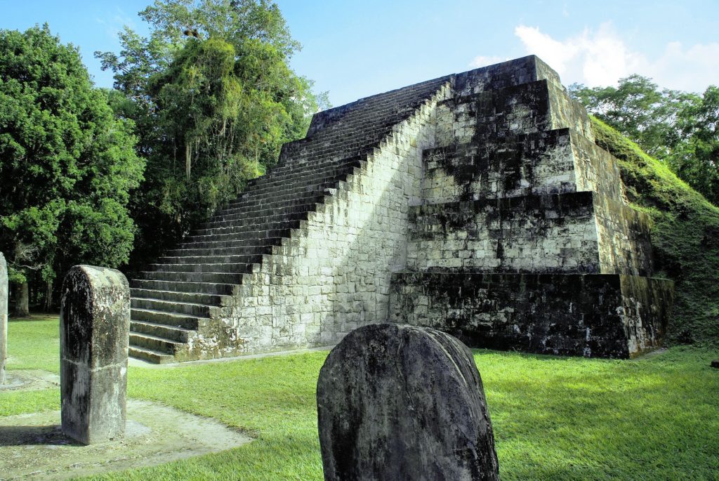 Comment se rendre à Tikal (Guatemala) ? | Guide de voyage