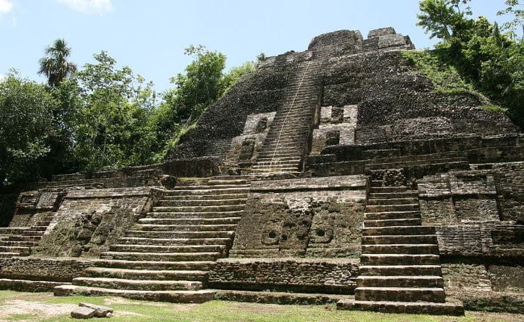 Temples Mayas de Lamanai