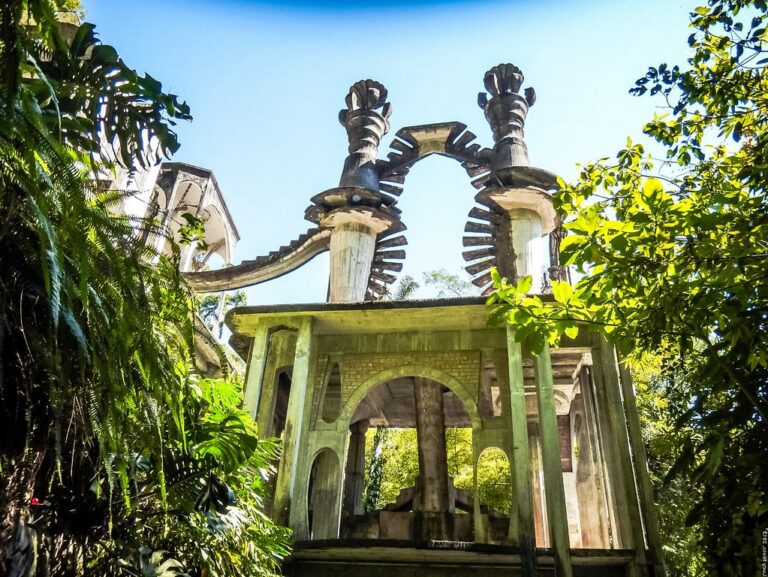 Découverte de Xilitla, le joyau caché du Mexique | Guide