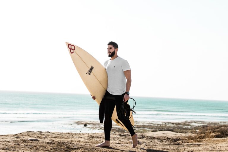 Choisir sa planche de surf pour surfer sur les plages mexicaines